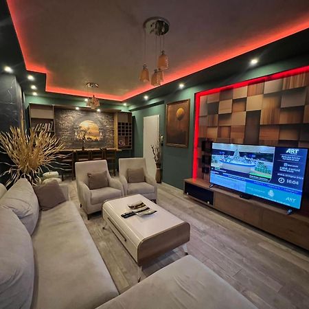 Luxurious Apartment With City View Πρίστινα Εξωτερικό φωτογραφία