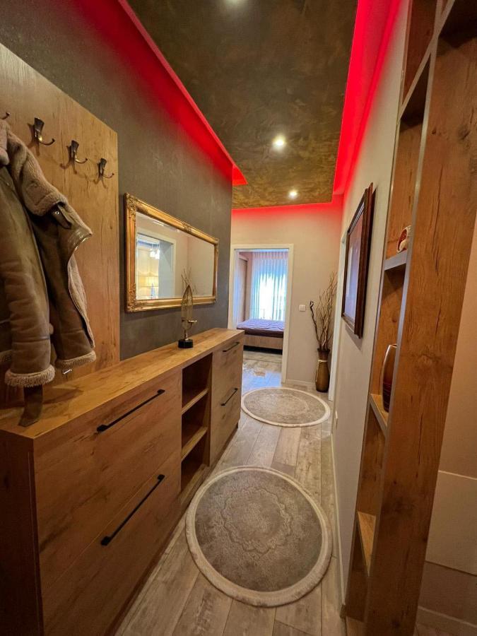 Luxurious Apartment With City View Πρίστινα Εξωτερικό φωτογραφία
